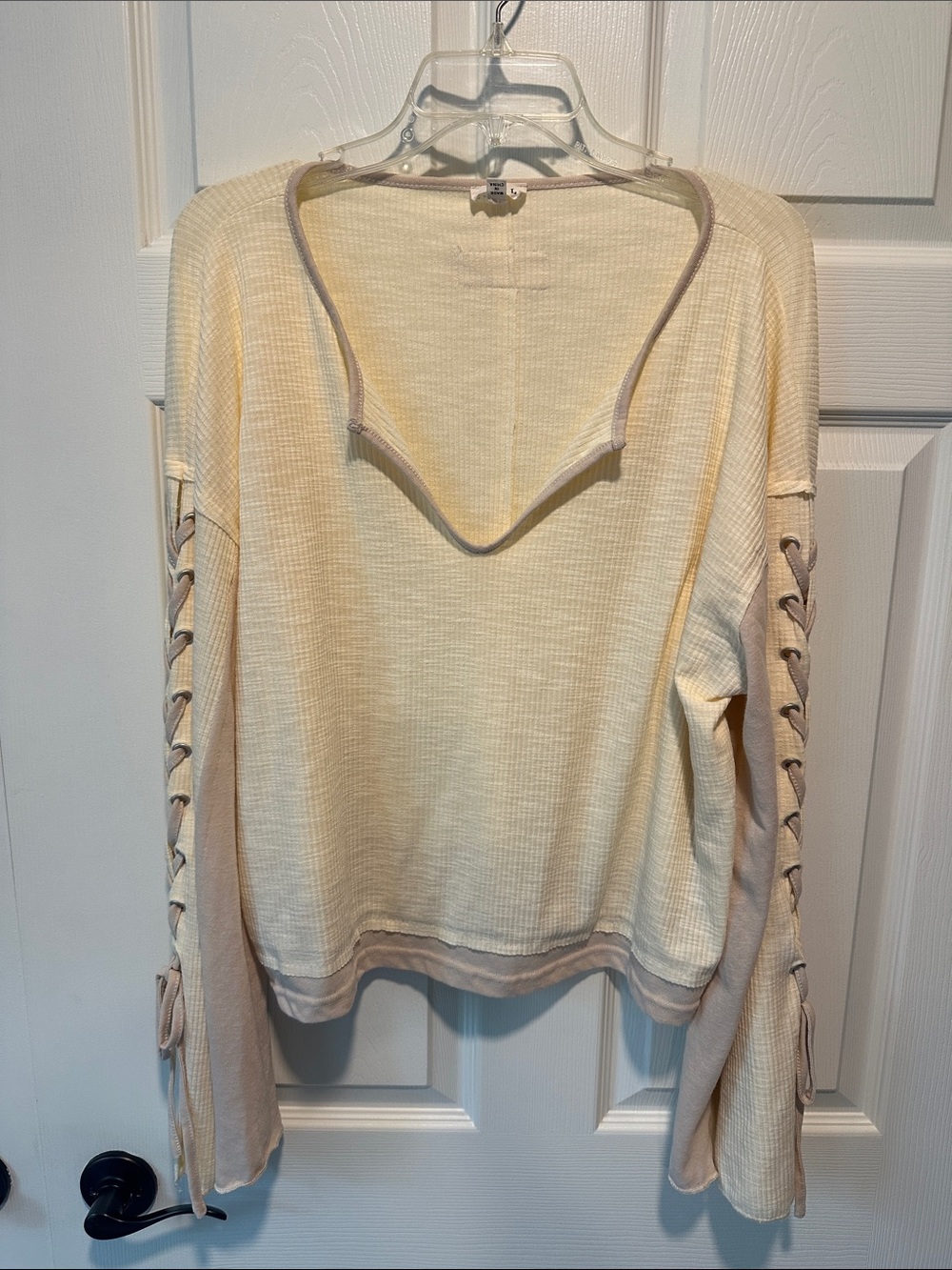 Beautiful POL soft butter yellow top